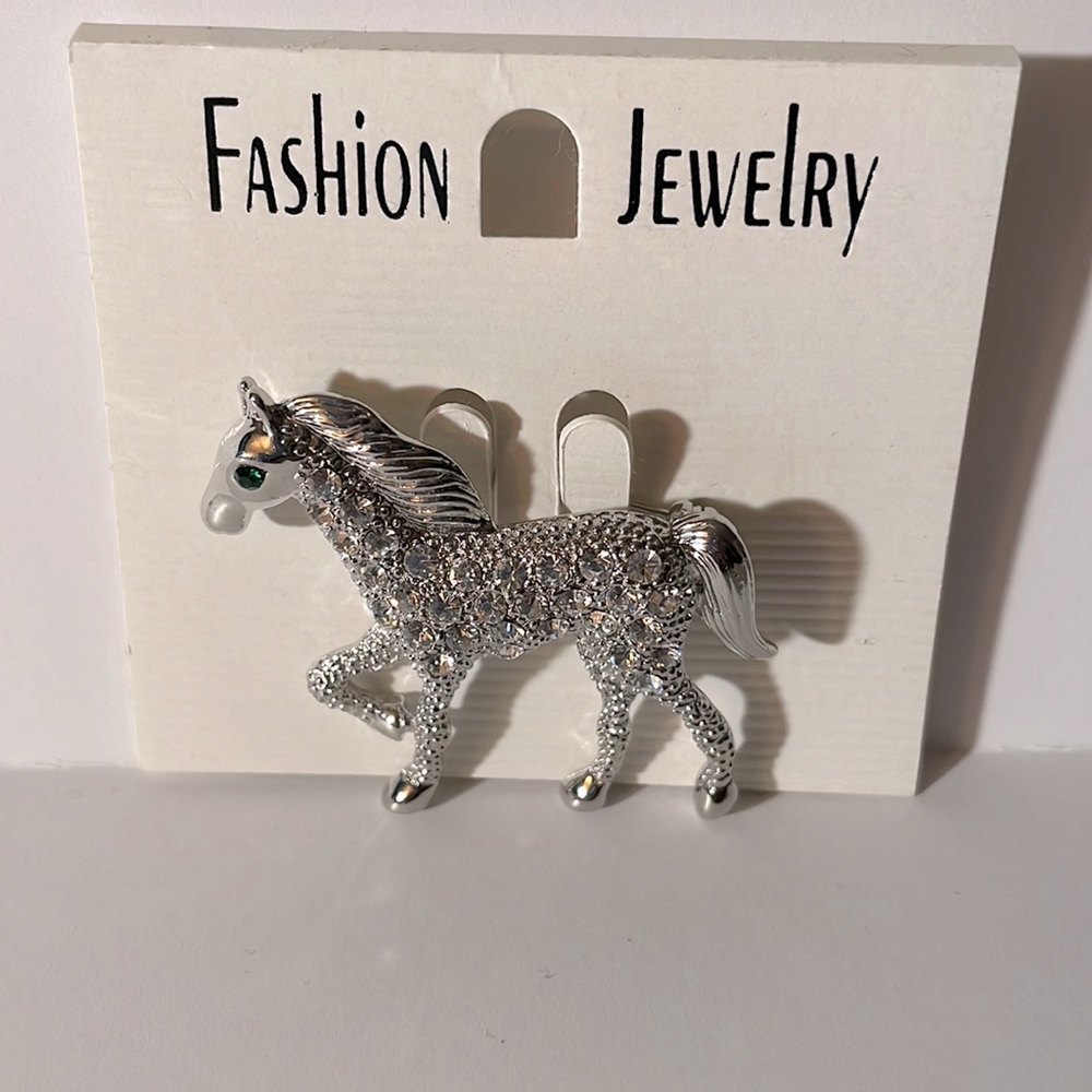 New Rhinestone horse Pin